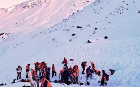 Çığ faciasında ölenlerin sayısı 17'ye yükseldi