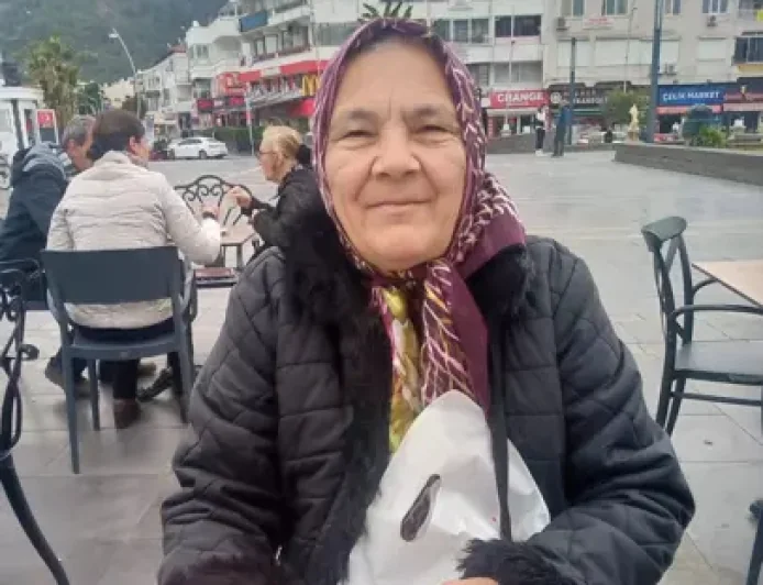 Belediye Çöp Kamyonunun Çarptığı Kadın Hayatını Kaybetti