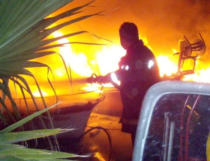 Tersanede Yangın Paniği