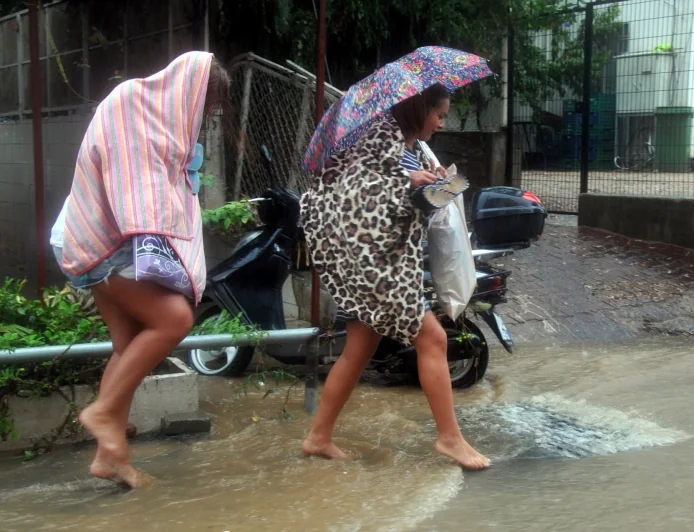 Sel ve kar uyarısı. Çok kuvvetli yağacak