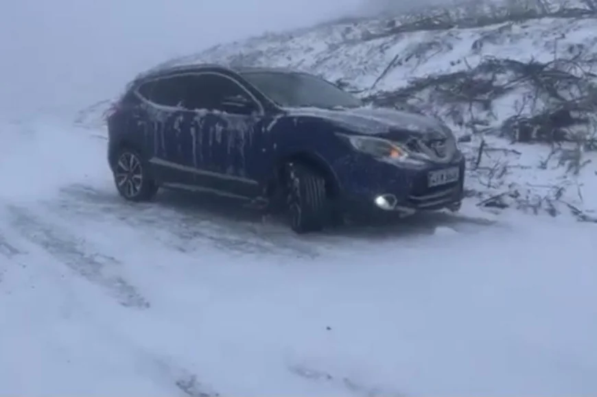 Muğla Göktepe Zirvesinde Araçlar Mahsur Kaldı