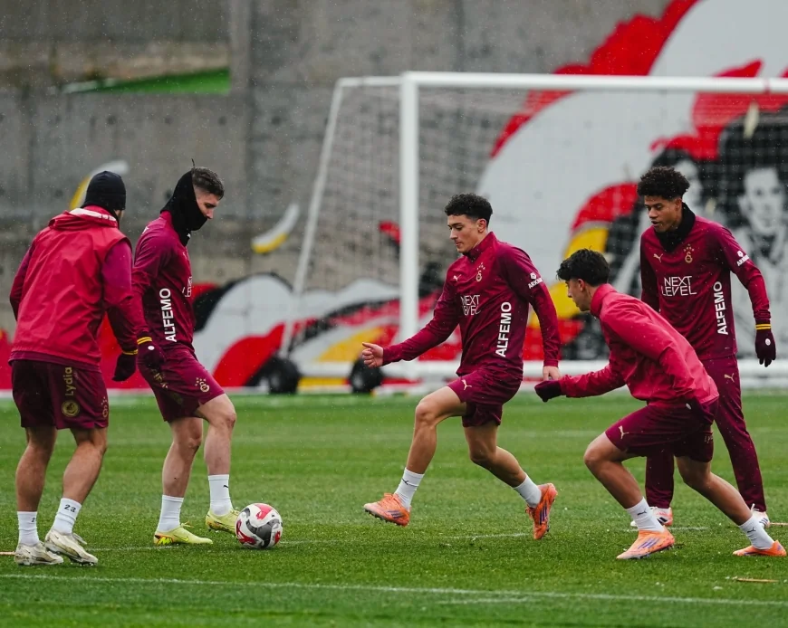 Galatasaray, Ziraat Türkiye Kupası’nda Fethiyespor maçı için geldi