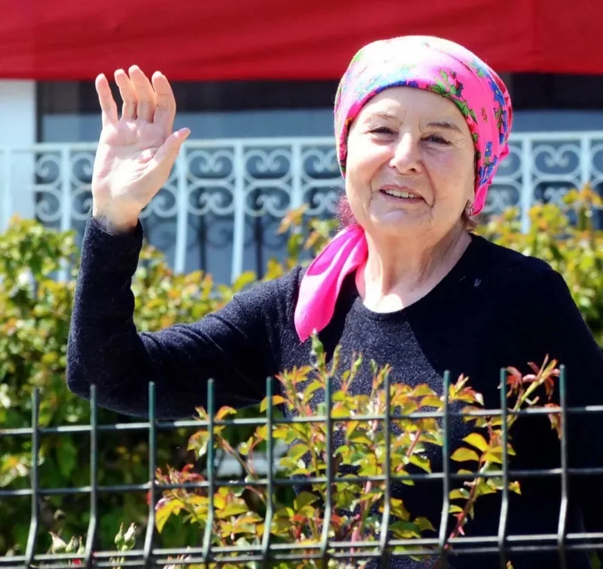 Bodrum'da Fatma Girik’e büyük vefasızlık, bir avuç insan andı