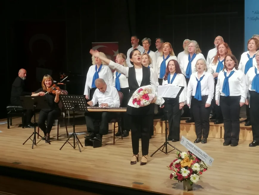 Bodrum Çoksesli Korosu’ndan Demokrasi Haftası’na Anlamlı Katkı