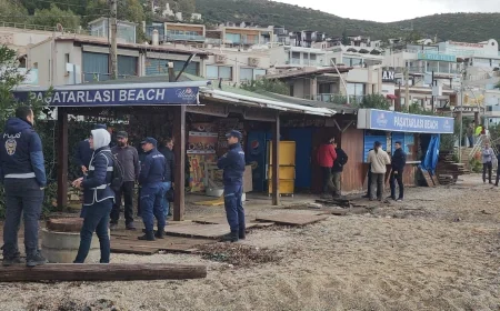 Bodrum’un halk plajlarındaki işgaller kaldırılıyor