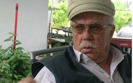    Turizmci Mustafa Erdoğan Cingöz yaşamını yitirdi.