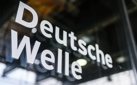    Yunanistan’da diktatörlük yıllarının unutulmaz sesi 62 yıl sonra kapatılıyor