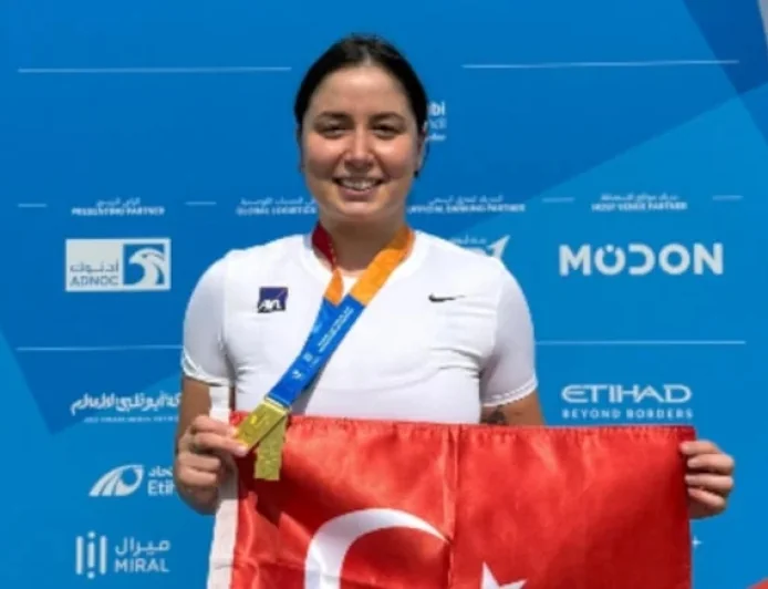 Bengisu Avcı Dünya Master Oyunları’nda 5 Bin Metrede Altın Madalya Kazandı