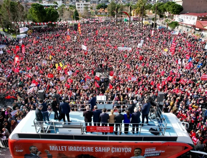 Milas’ta Tarihi Adalet Mitingi: CHP Lideri Özgür Özel’den Akbelen İçin AYM’ye Sert Çağrı