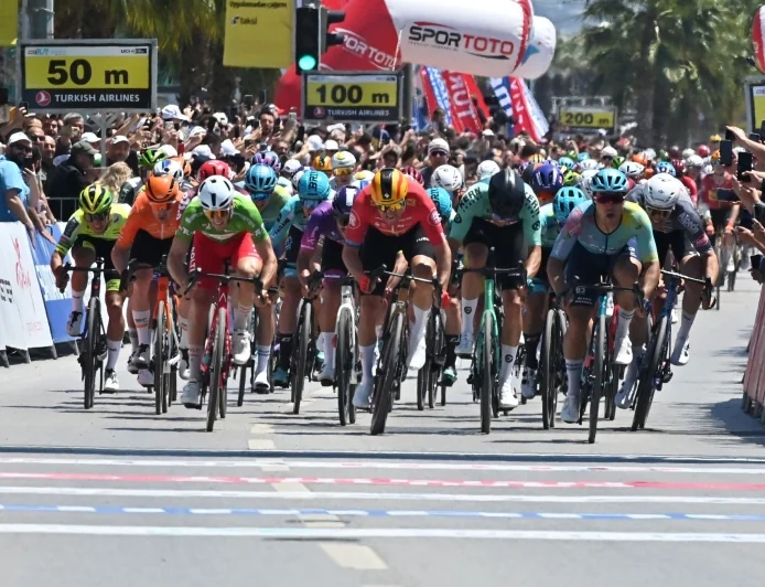 Cumhurbaşkanlığı Türkiye Bisiklet Turu   “Gelenekten Geleceğe” temasıyla Çeşme-Ankara rotasında 61.kez Türkiye yollarına çıkmaya hazır