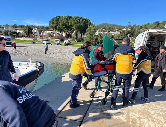 Torba Koyu Açıklarında Balıkçı Teknesinde Rahatsızlanan Kişi Hastaneye Kaldırıldı