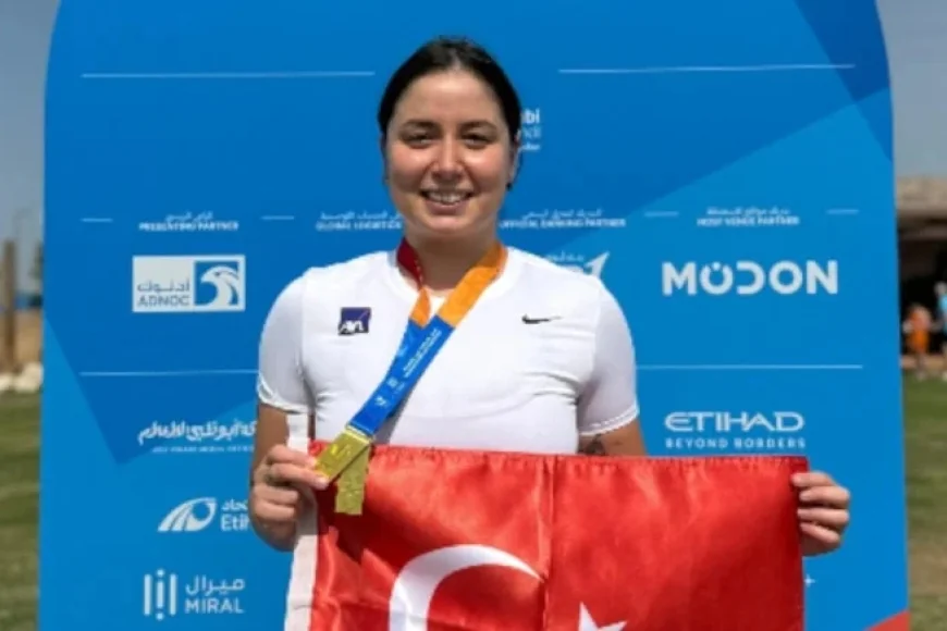 Bengisu Avcı Dünya Master Oyunları’nda 5 Bin Metrede Altın Madalya Kazandı