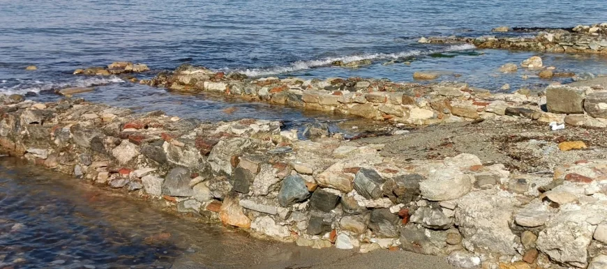 Kadı Kalesi'nde sel suları 6 bin yıllık tarihi ortaya çıkardı