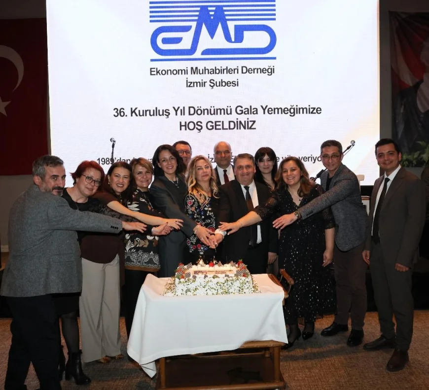 İZMİR EKONOMİ MUHABİRLERİ 36.KURULUŞ YILDÖNÜMLERİNİ FOÇADA KUTLADI
