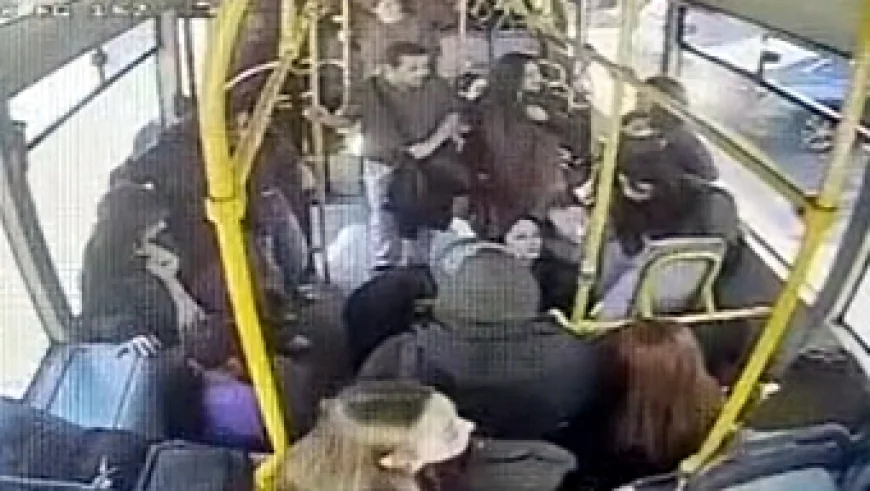 Belediye otobüsünde fenelaşan yolcuyu ölümden şoförün duyarlılığı kurtardı