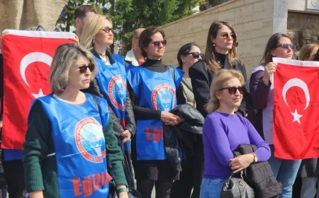 Bodrum’da öğretmenler iş bıraktı “Öğretmene sahip çık “  eylemi yaptı