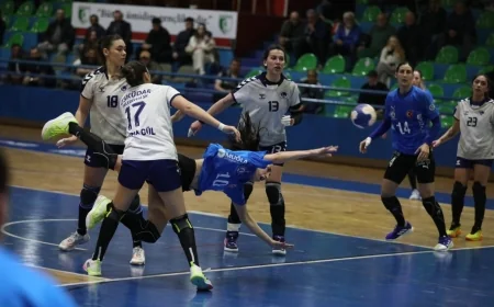 Yalıkavakspor hentbolde  Üsküdar'ı rahat geçti