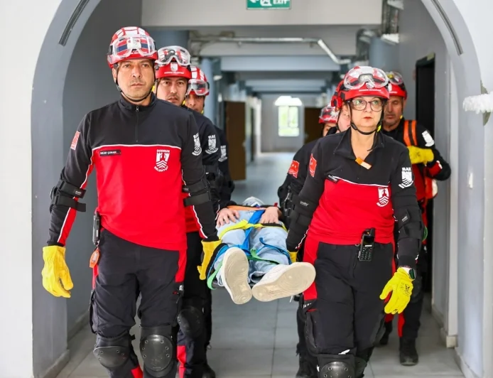 Bodrum okullarında deprem tatbikatı heyecanı