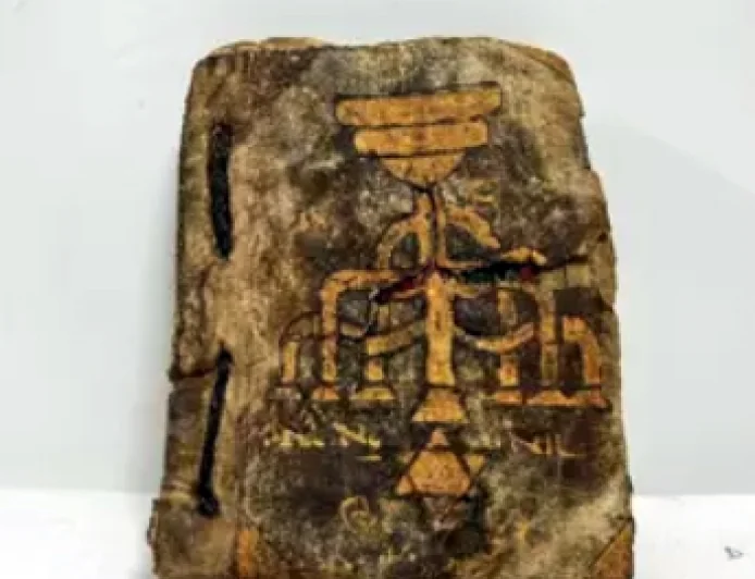 500 YILLIK TEVRATI SATMAYA GÖTÜRÜRKEN YAKALANDI