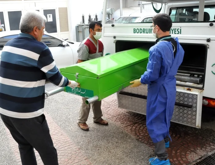 Yaklaşık 20 yıldır Bodrum’da yaşayan Fransız kadın evinde ölü bulundu.