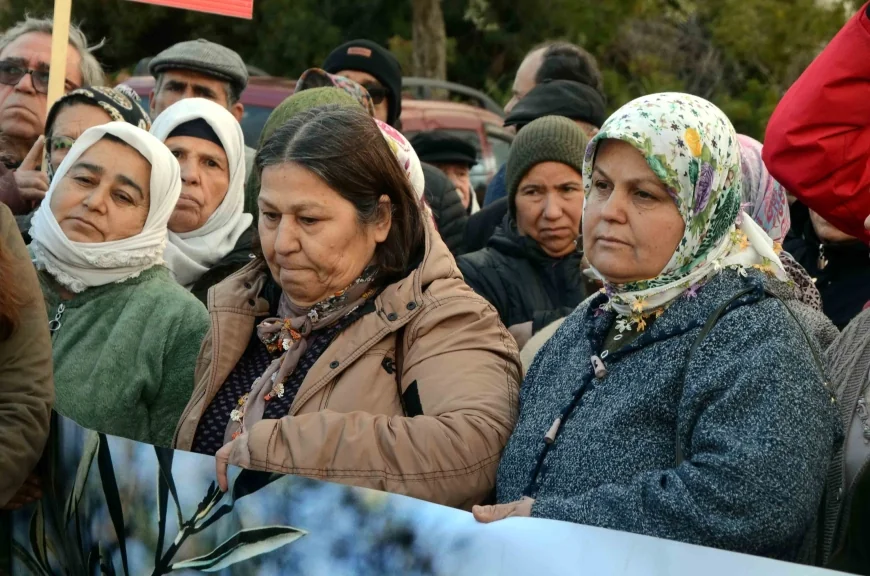 İKİZKÖY AKBELEN’DE TARLALARLA BİRLİKTE KÖYLÜLERİN EVLERİNİDE KAMULAŞTIRMIŞLAR