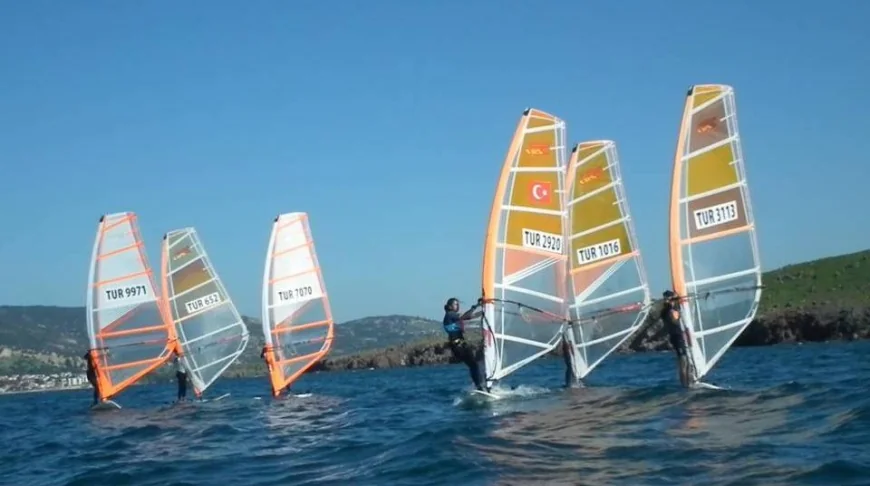 TECHNO 293 YILDIZLAR KUPASI HEYECANI BAŞLADI  DÜNYA ŞAMPİYONASI ÖNCESİ SON YARIŞ