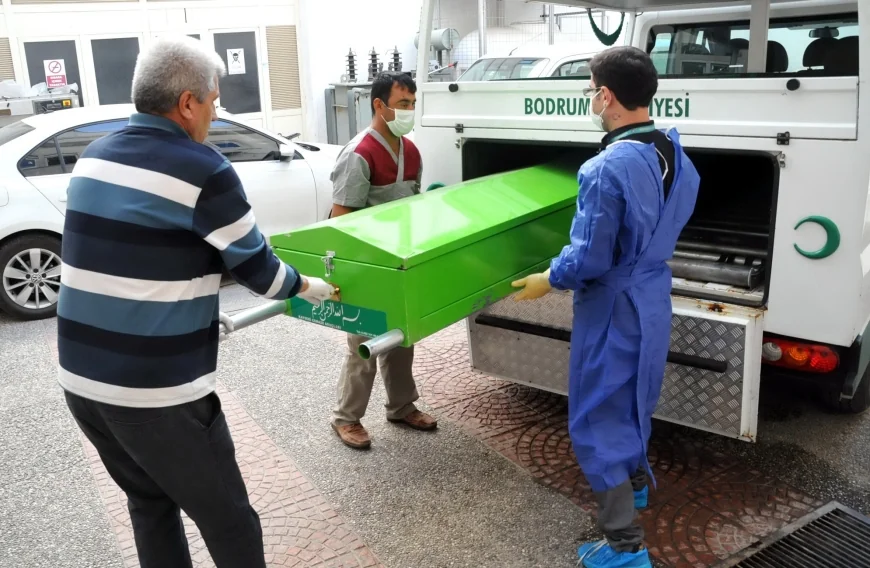 Yaklaşık 20 yıldır Bodrum’da yaşayan Fransız kadın evinde ölü bulundu.