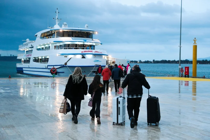 Aliağa tarihinde bir ilk Midilli feribot seferleri başladı