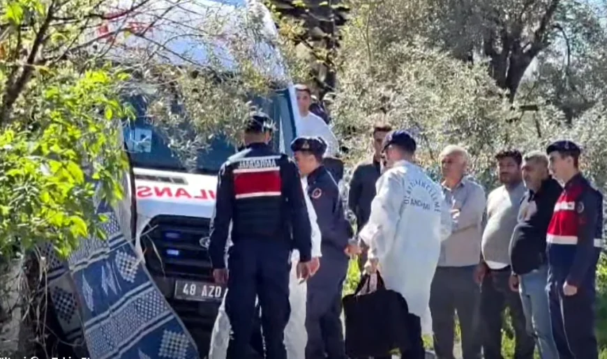 Karısını av tüfeği ile öldürüp intihar etti