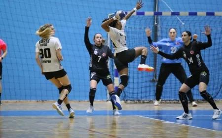 Hentbol’de Yalıkavakspor, Bursa’yı yendi 27-25