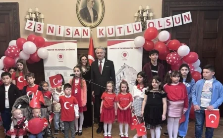 Atina'da 23 Nisan Ulusal Egemenlik ve Çocuk Bayramı  kutlandı
