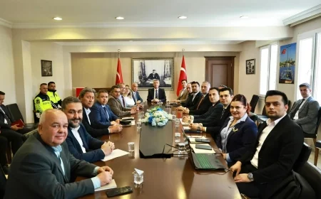 Bodrum’un ulaşım- trafik kabusu masaya yatırıldı