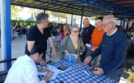 Boğaziçi’nde Arkeolog Selahattin Aydın’a Yoğun İlgi: Kitaplar Yetmedi
