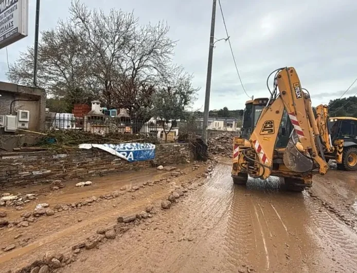 Erminio fırtınası Yunanistan’ı vurdu: 1 kişi sel sularına kapılıp öldü