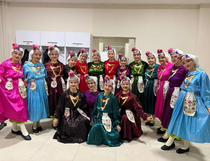 TAM 36 YILDIR ŞAMPİYONLUĞU KİMSEYE BIIRAKMAYAN EKİP İLÇENİN GURURU OLDU