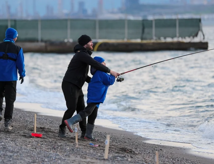 Olta balıkçıları Aliağa’da kıran kırana yarıştı