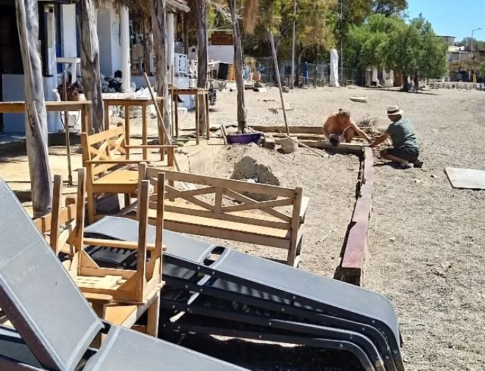 Sezon geldi halk plajlarında işgaller başladı...Gümüşlük’te Halk Plajına Tepki: “Kıyılar Parsel Parsel Kapatılıyor”