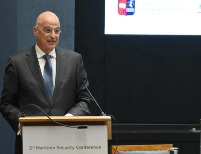 Saçmalamak Bedava: Yunan Savunma Bakanı Dendias “Ege ve Akdeniz’de heryerden çok sayıda stratejik füze ile karşılık veririz”