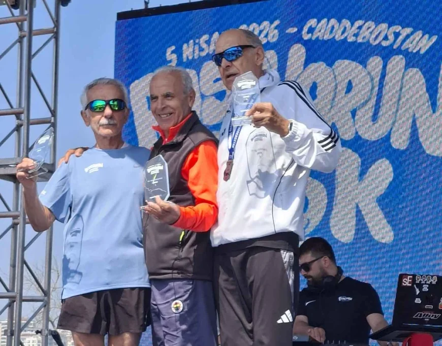 Bodrumlu Mehmet  Yavuz Vural İstanbul’da Yol Koşusunda Kürsüye Çıktı