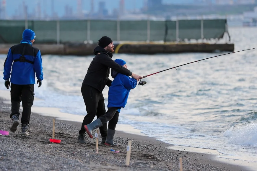 Olta balıkçıları Aliağa’da kıran kırana yarıştı