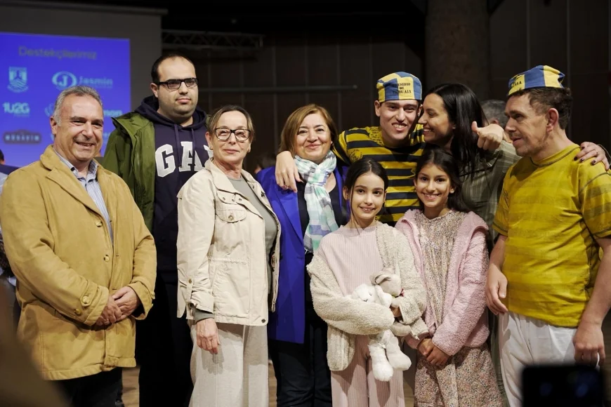 DÜNYADA BİR İLK: “OTİZM BESTİZ SAHNE” BODRUM’DA SAHNELENDİ