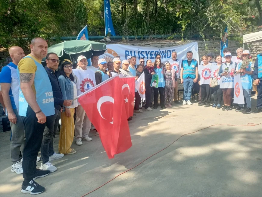 BODRUM’DA GREVE GİDEN SEA GARDEN OTEL İŞÇİLERİNE DESTEK YAĞIYOR