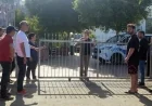 Bodrum ‘daki ortaokulda saldırgan paniği onlarca veli okula koştu