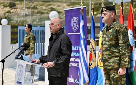 Yunanistan Savunma Bakanı Dendias Bodrum’un dibindeki adadan konuştu