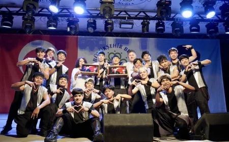 Dans Festivali renkli görüntülerle sona erdi