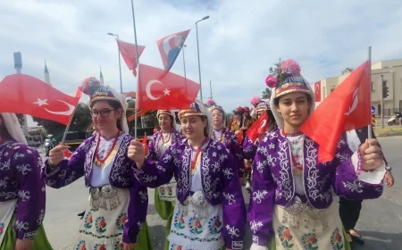 Bodrum’da 19 Mayıs Gençlik ve Spor Bayramı Kutlamaları Renkli Görüntülerle Başladı