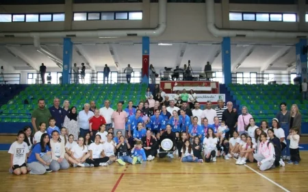 Yalıkavakspor hentbol ligini ikinci sırada tamamladı