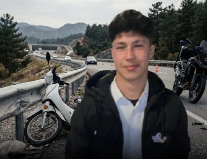 Köyceğiz'de "Polisten Kaçarken" Ölen Efecan Bayram İçin Adalet Eylemi