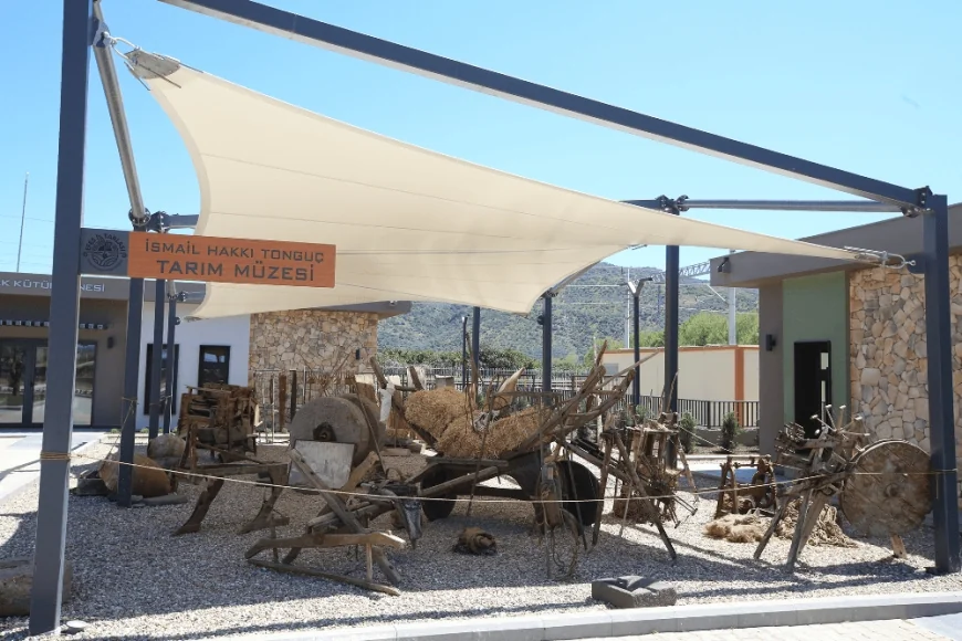 Efes Tarlası Yaşam Köyü Avrupa Konseyi Kültür rotaları onursal üyeliğine kabul edildi.