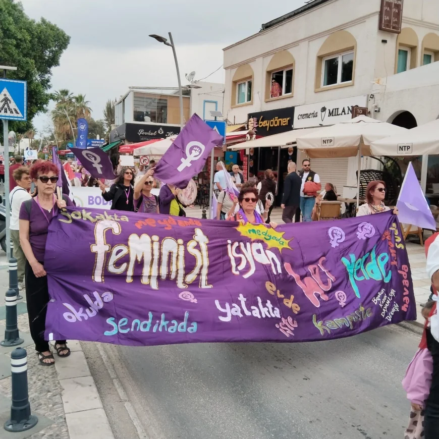 Muğla’da ard arda gelen kadın cinayetlerine kadınlardan sert tepki “Erkek şiddetine karşı barikattayız”